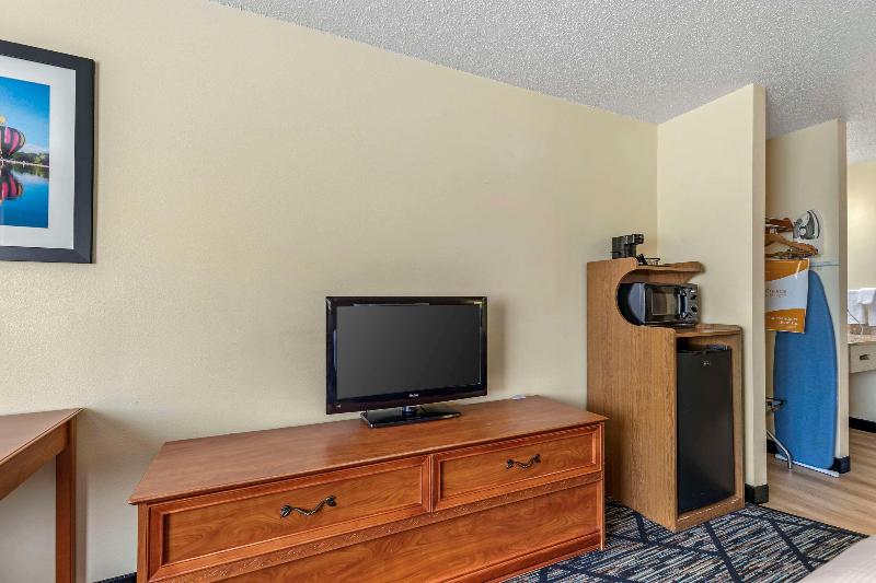 Quality Inn Indianola image