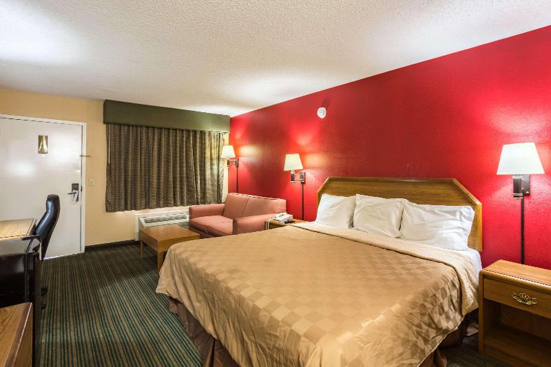 Rodeway Inn Hazlehurst image