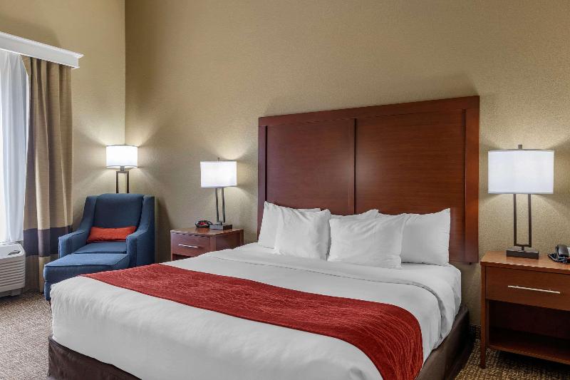 Comfort Inn & Suites Augusta image