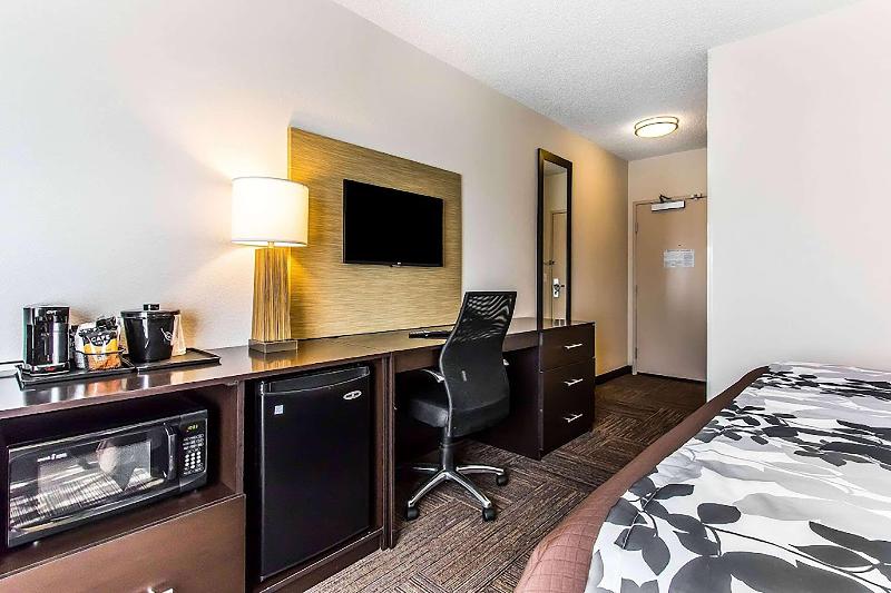 Wingate By Wyndham Jonesboro La image