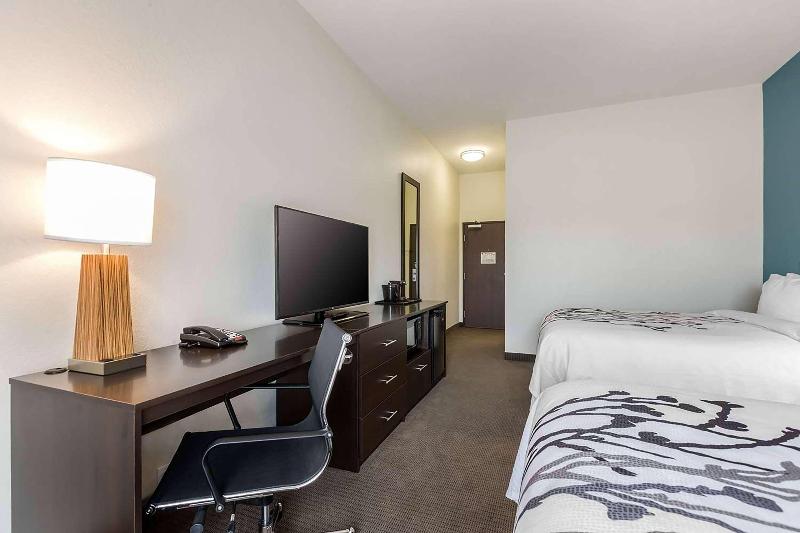 Wingate By Wyndham Jonesboro La image