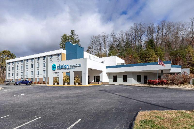Clarion Pointe Sylva Near Cherokee Area image
