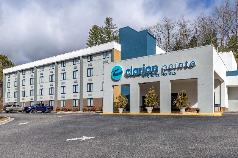 Clarion Pointe Sylva Near Cherokee Area image