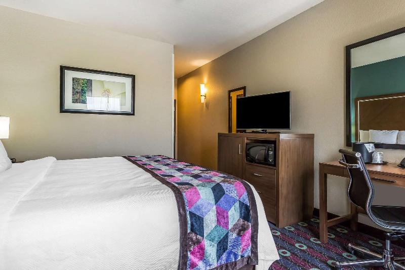 Comfort Inn & Suites Newcastle - Oklahoma City image