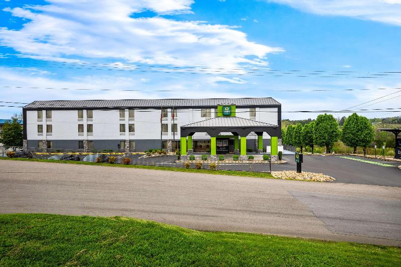 Quality Inn I-81 Exit 23 image