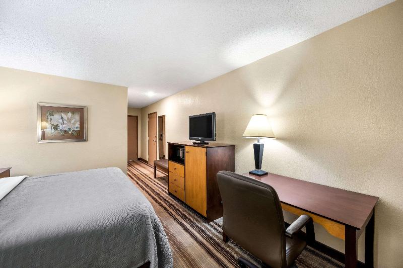 Quality Inn I-81 Exit 23 image