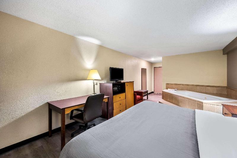Quality Inn Bulls Gap — photo 29