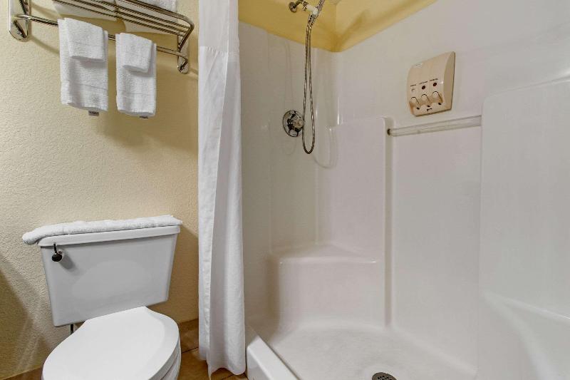 Quality Inn I-81 Exit 23 image
