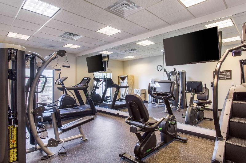 Sleep Inn & Suites Middletown - Goshen image