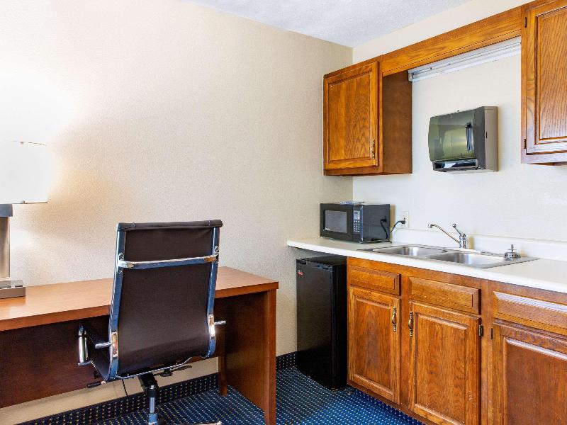 Comfort Inn Piketon image