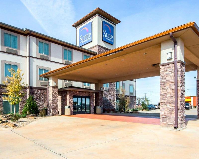 Sleep Inn & Suites Hennessey image