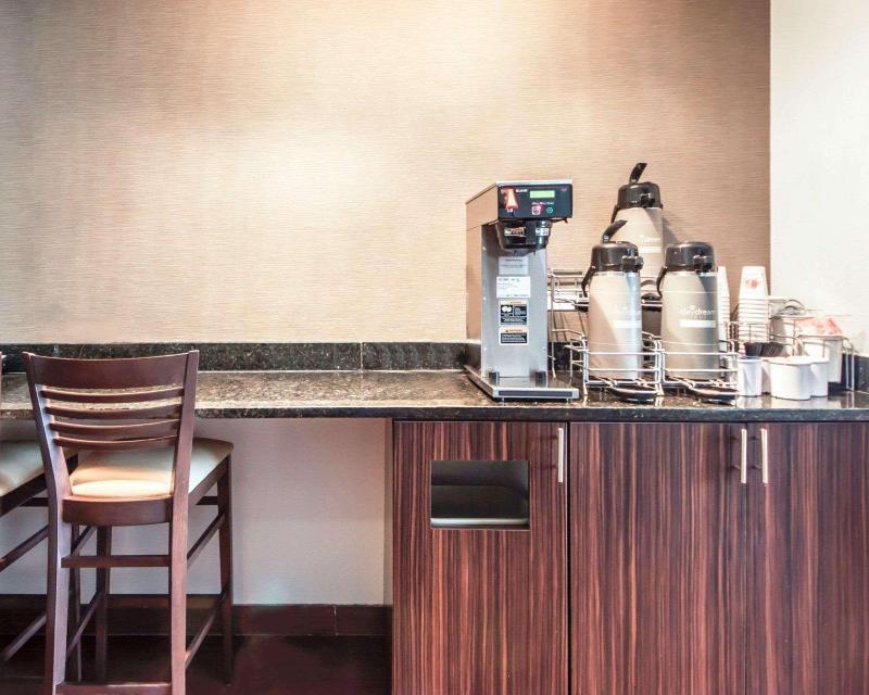 Sleep Inn & Suites Hennessey image