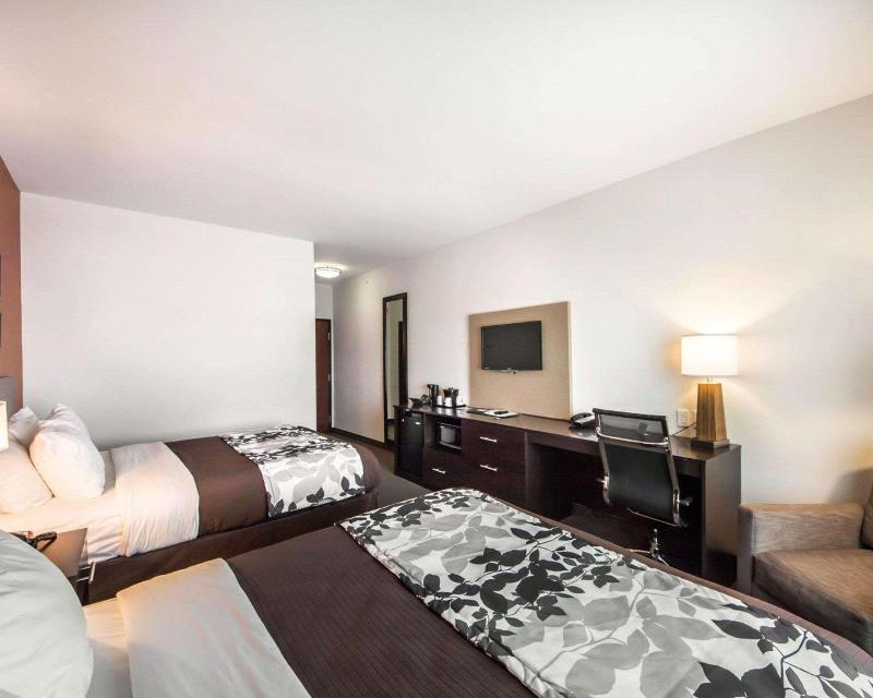 Sleep Inn & Suites Hennessey image