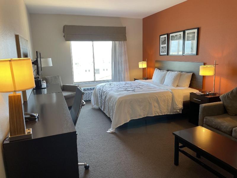Sleep Inn & Suites Hennessey image