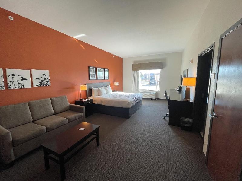 Sleep Inn & Suites Hennessey image