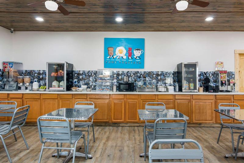 Rodeway Inn Broken Bow image