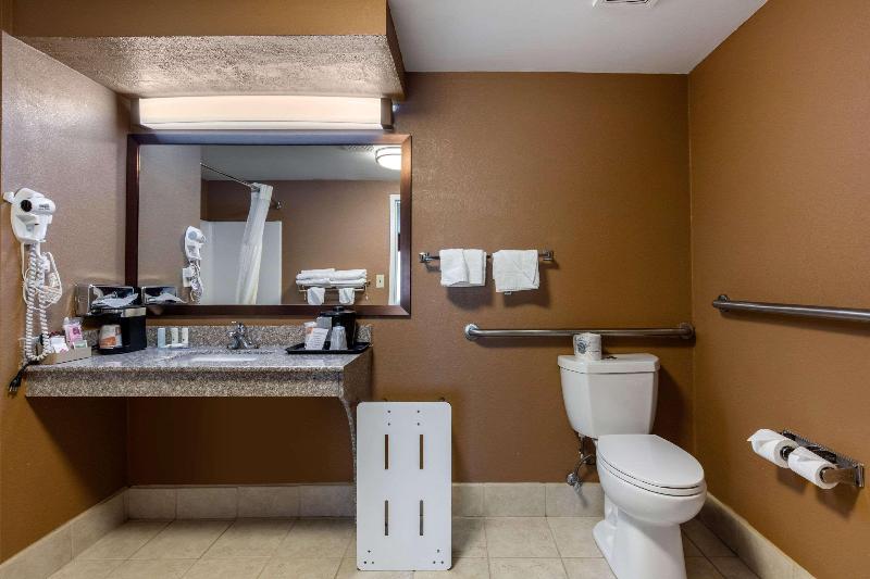 Quality Inn Kingston Springs image