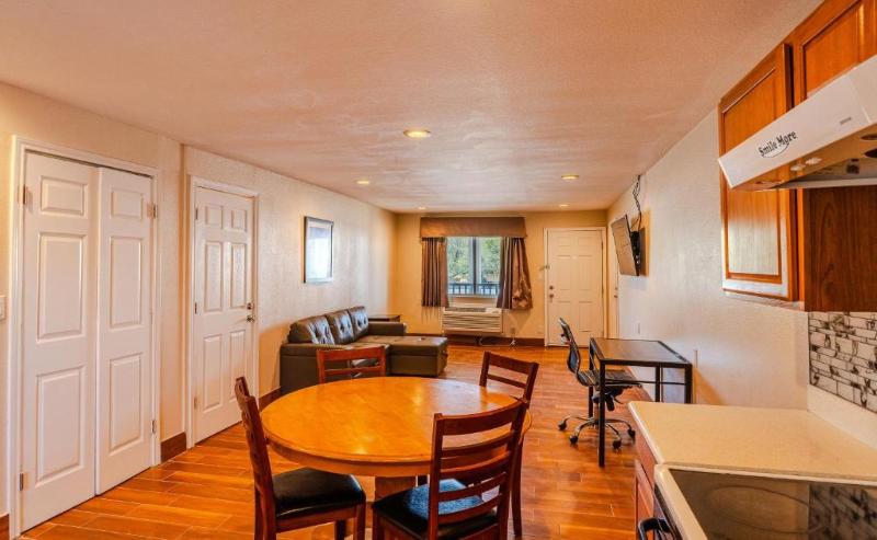 Quality Inn Rockport on Aransas Bay image