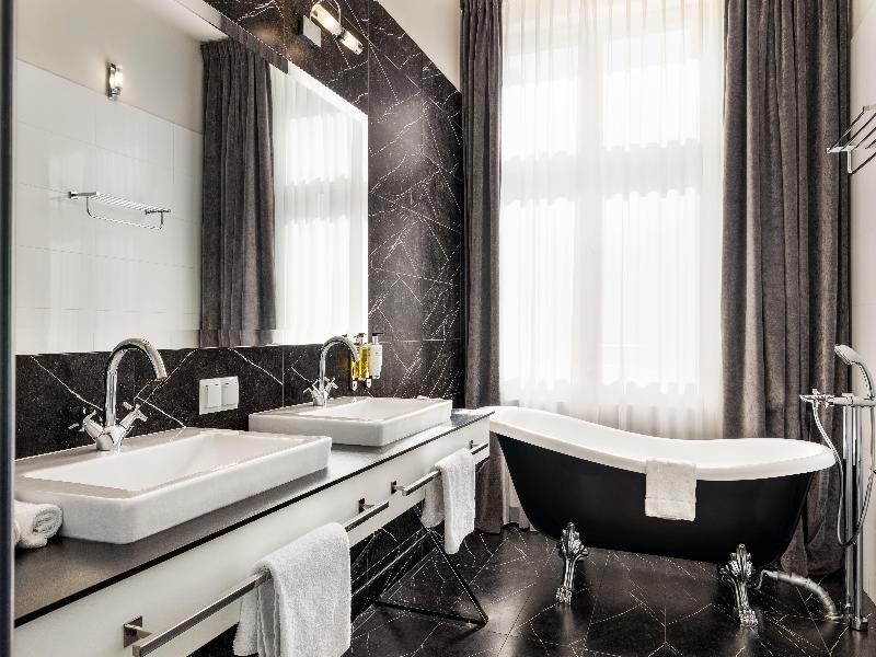 Wyndham Grand Krakow Old Town image