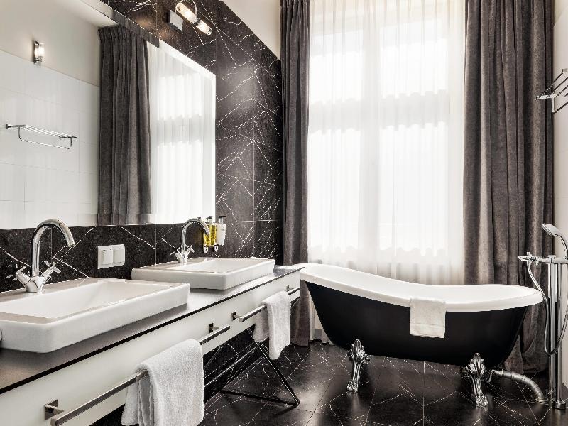Wyndham Grand Krakow Old Town image