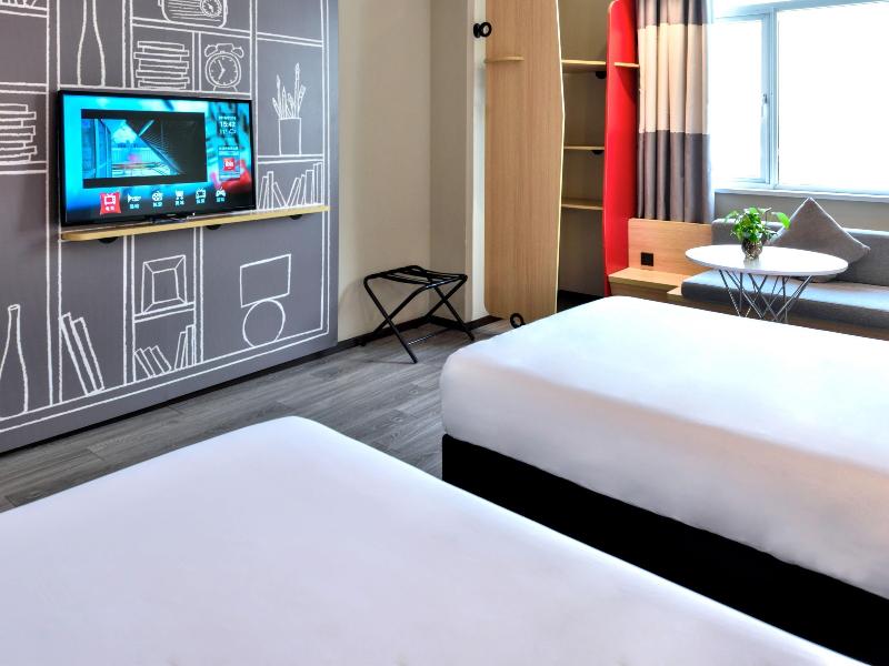 Ibis Hotel (Shanghai New Hongqiao Branch)  image