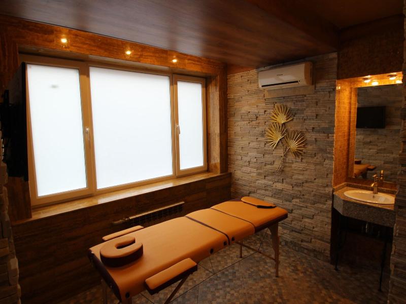 Uyut Hotel Almaty image