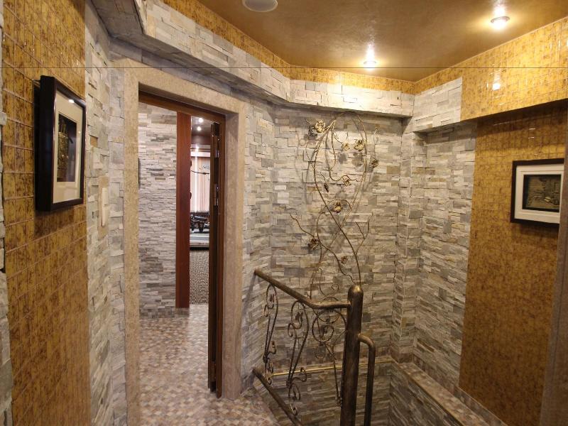 Uyut Hotel Almaty image