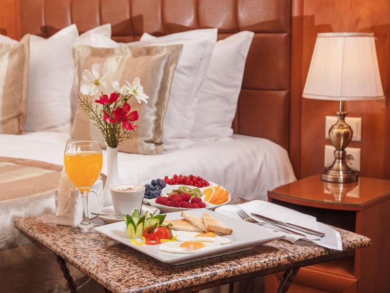 Uyut Hotel Almaty image