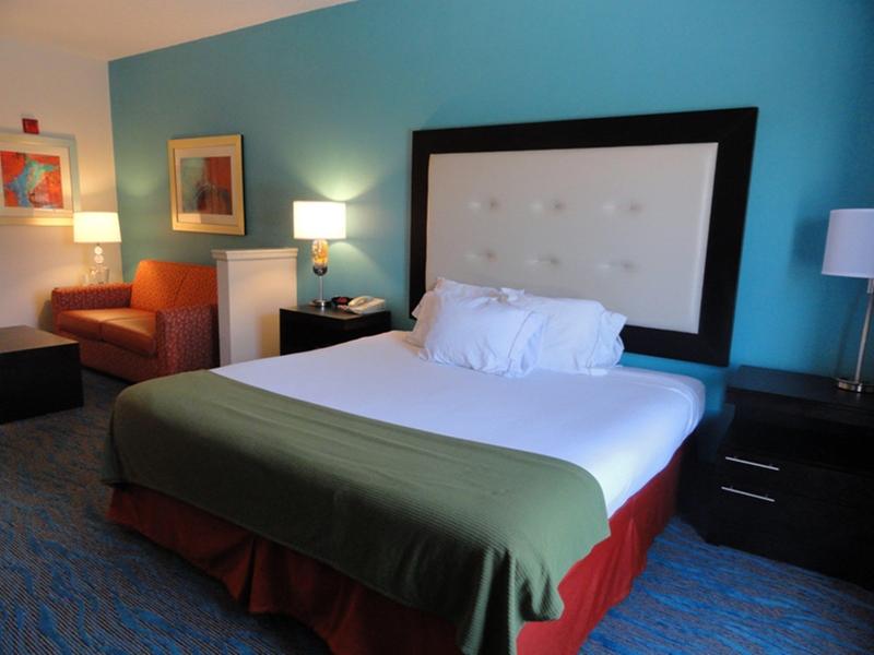 DOUBLE KING SIZE BED