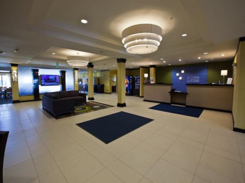 Holiday Inn Express and Suites Monroe