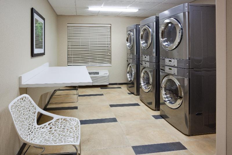 Candlewood Suites Dickinson image