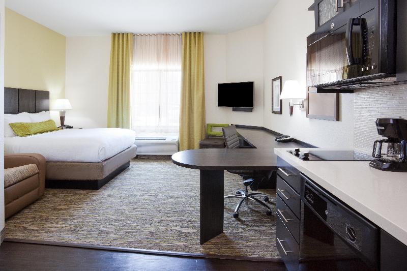 Candlewood Suites Dickinson image