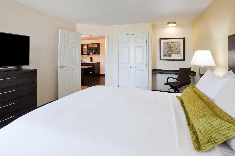 Candlewood Suites Dickinson image