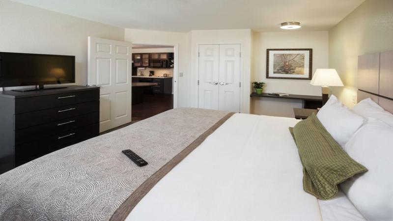 Candlewood Suites Erie photo 10