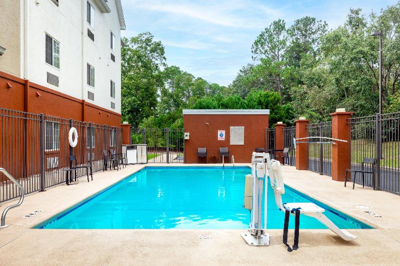 Candlewood Suites Enterprise image
