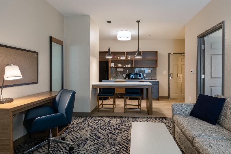 Candlewood Suites Enterprise image