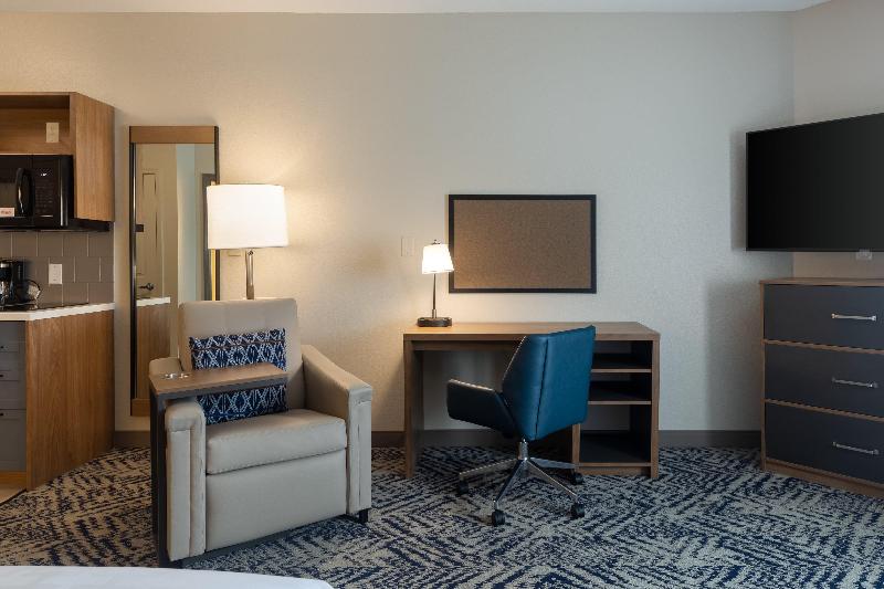 Candlewood Suites Enterprise image