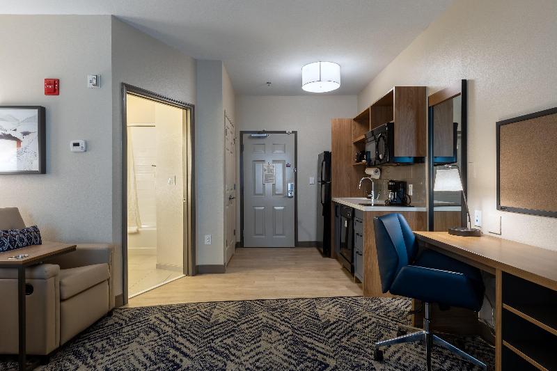 Candlewood Suites Enterprise image