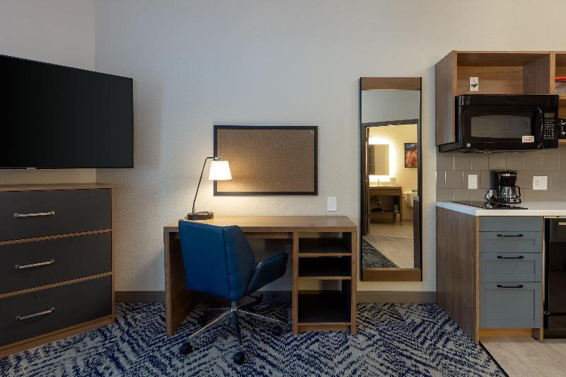 Candlewood Suites Enterprise image