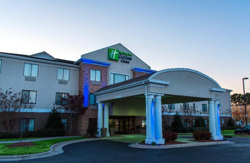 Holiday Inn Express and Suites Kinston image