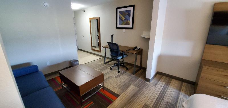Holiday Inn Express and Suites Kinston image