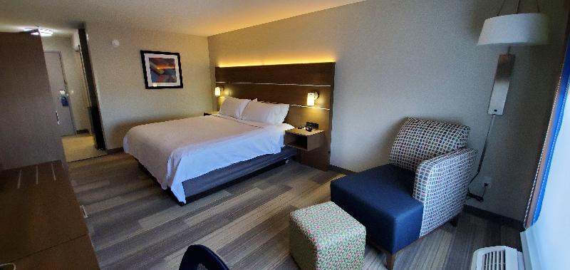Holiday Inn Express and Suites Kinston image