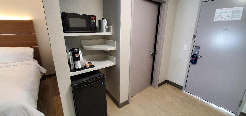 Holiday Inn Express and Suites Kinston image