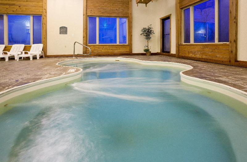 Holiday Inn Express Munising-Lakeview By IHG image
