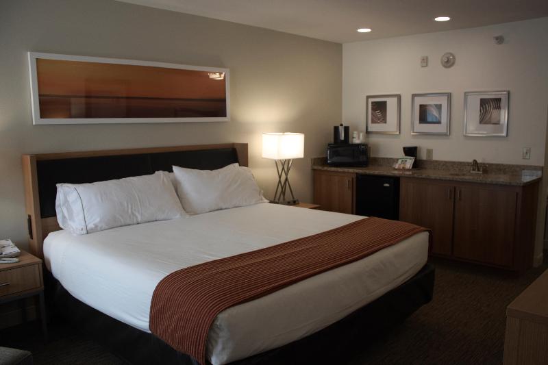 Holiday Inn Express Munising-Lakeview By IHG image