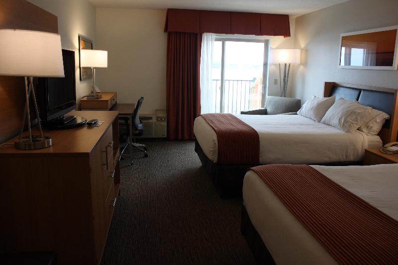 Holiday Inn Express Munising-Lakeview By IHG image