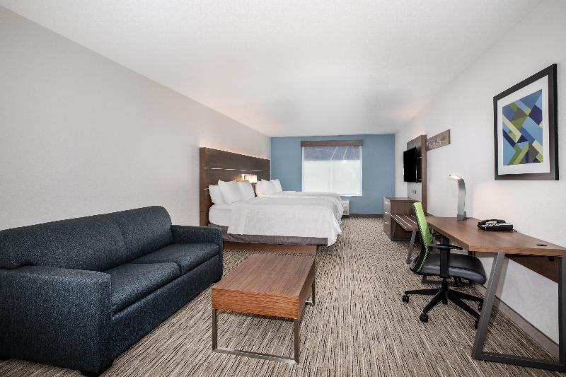 Holiday Inn Express & Suites Chowchilla - Yosemite image