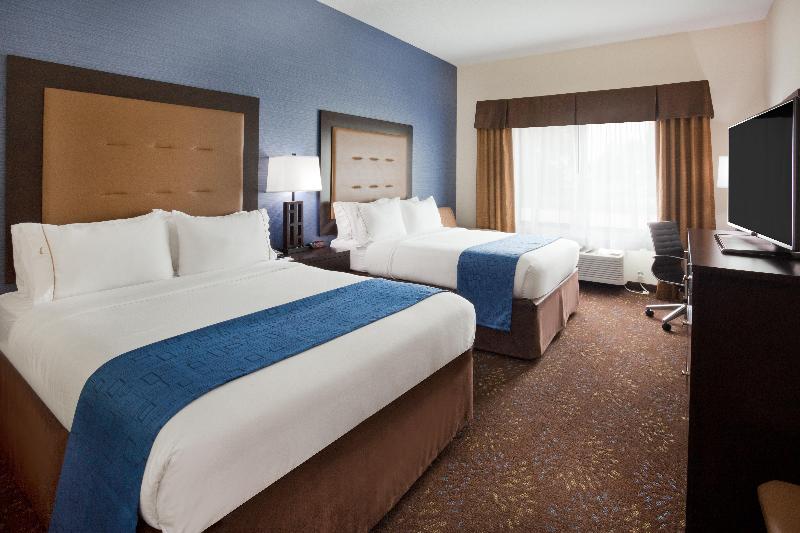 Holiday Inn Express & Suites Davenport photo 24