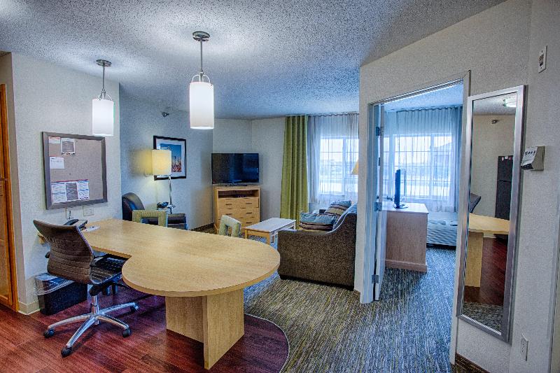Hotel Candlewood Suites Fargo N. Dakota State Univ.