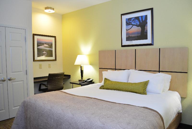 Candlewood Suites Greenville photo 9